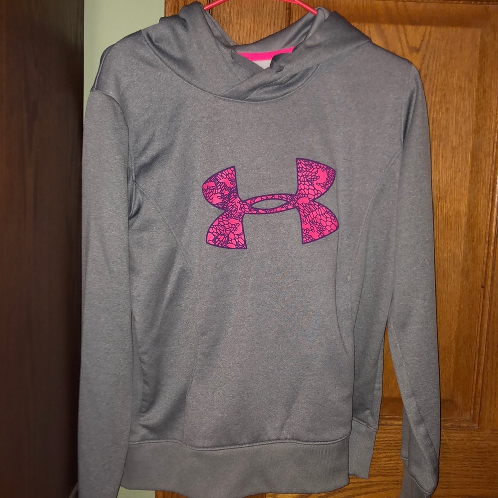 Under Armour sweatshirt
